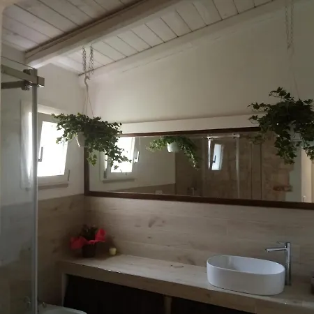 Bed & Breakfast Dimora Ducabianco 3*