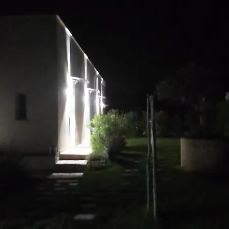 Bed & Breakfast Dimora Ducabianco 3*